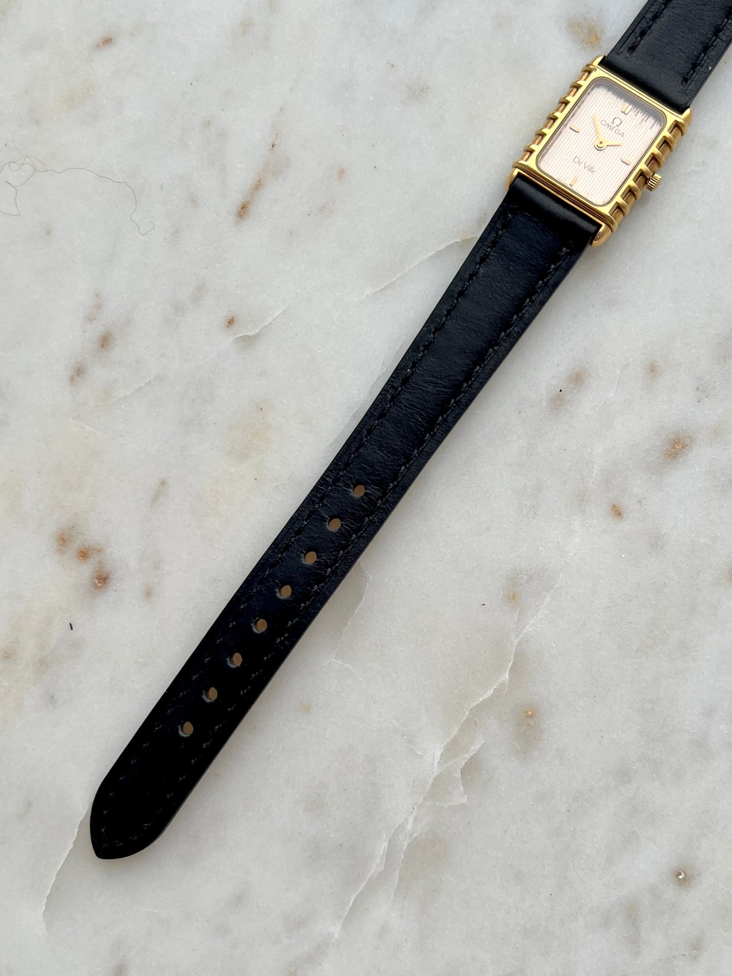 Omega De Ville Gold Women’s Watch with Patterned Champagne Dial
