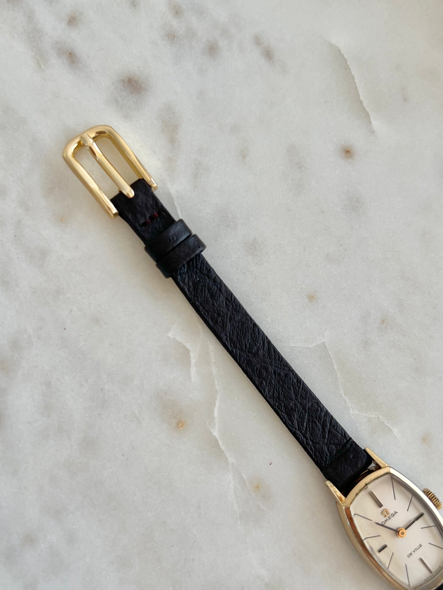 Omega Mechanical De Ville Petite Tonneau Womens Watch