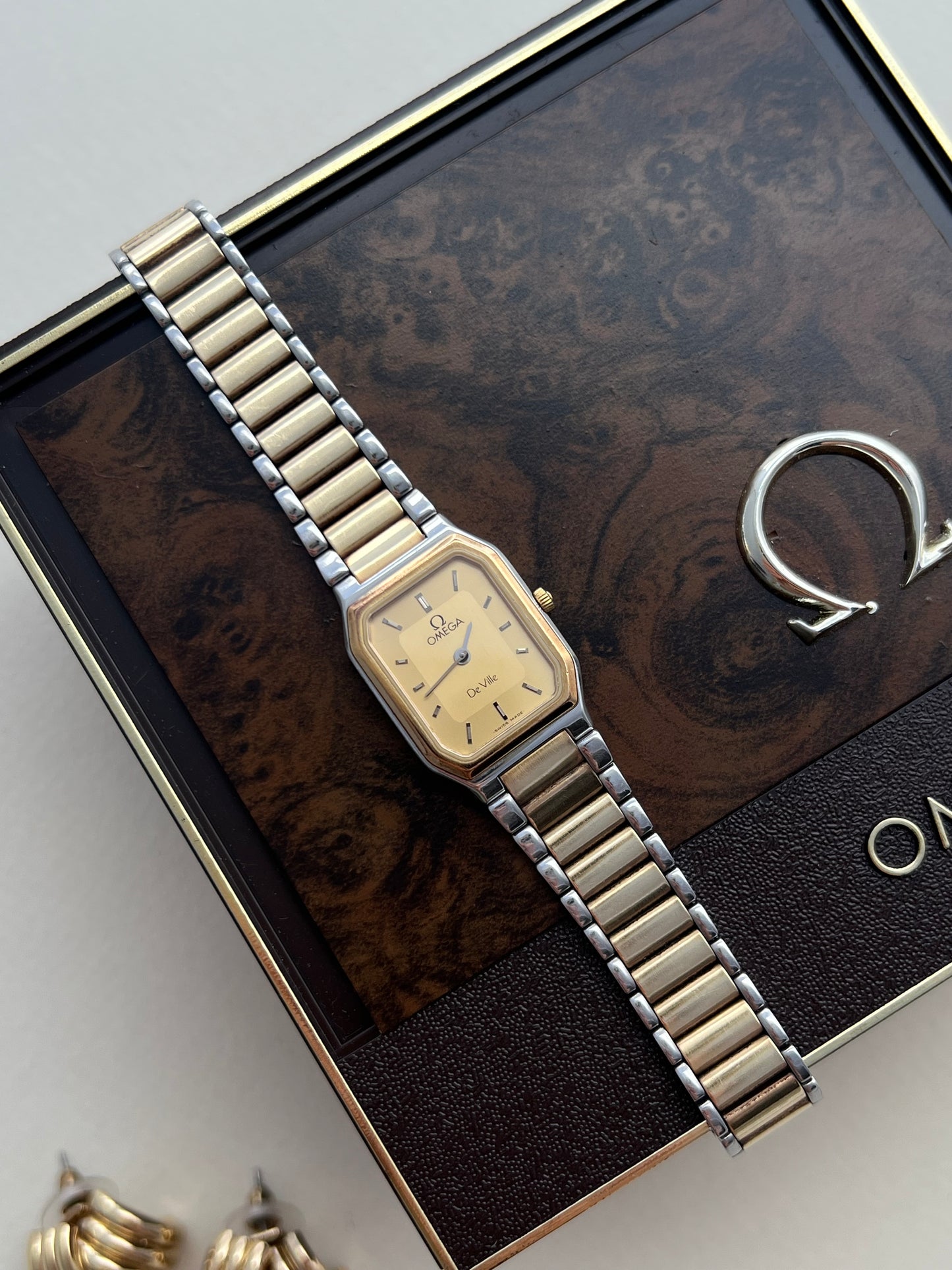 Omega De Ville "America" Rectangular Octo Women's Watch - A