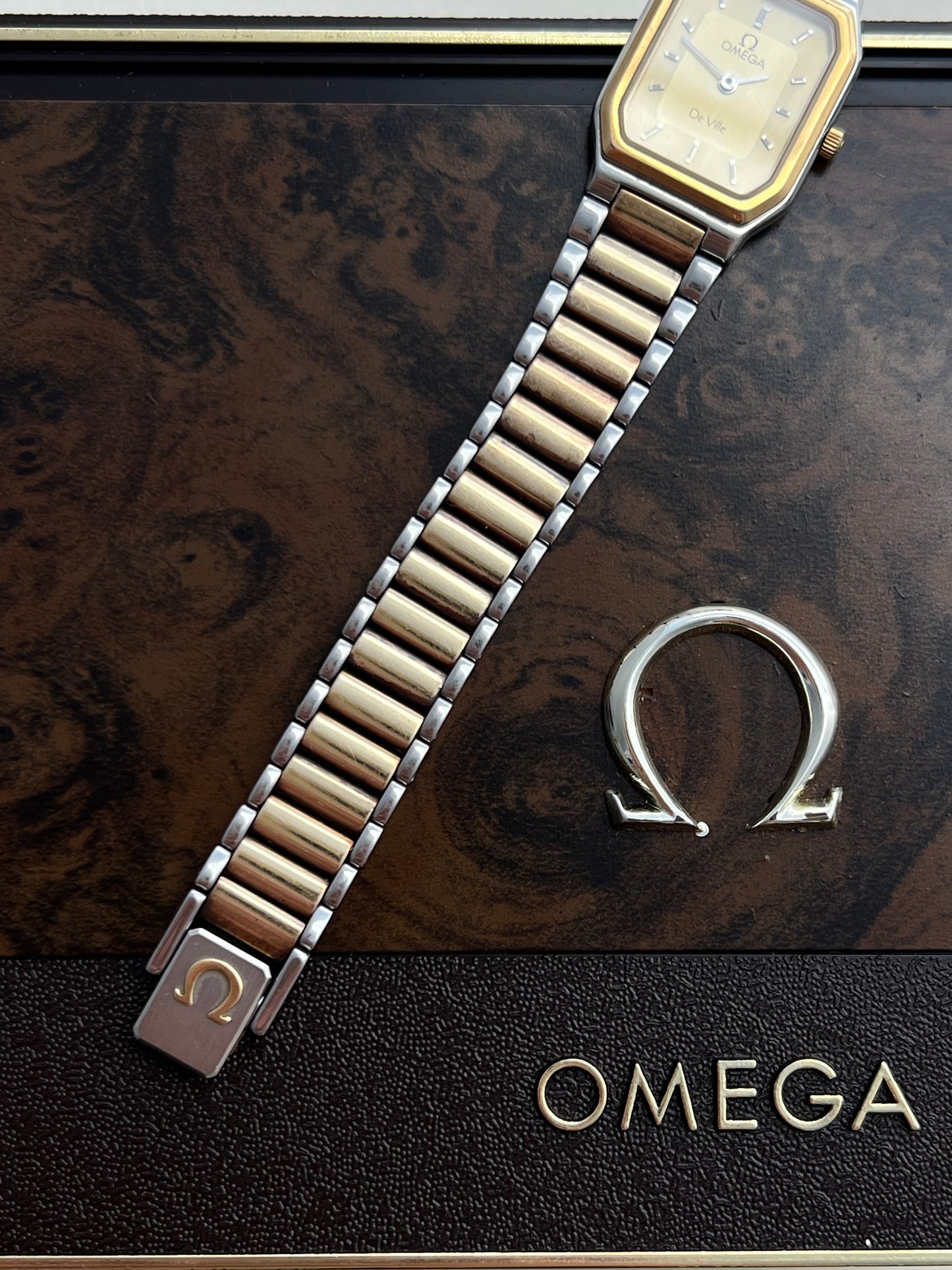 Omega De Ville "America" Rectangular Octo Women's Watch - B