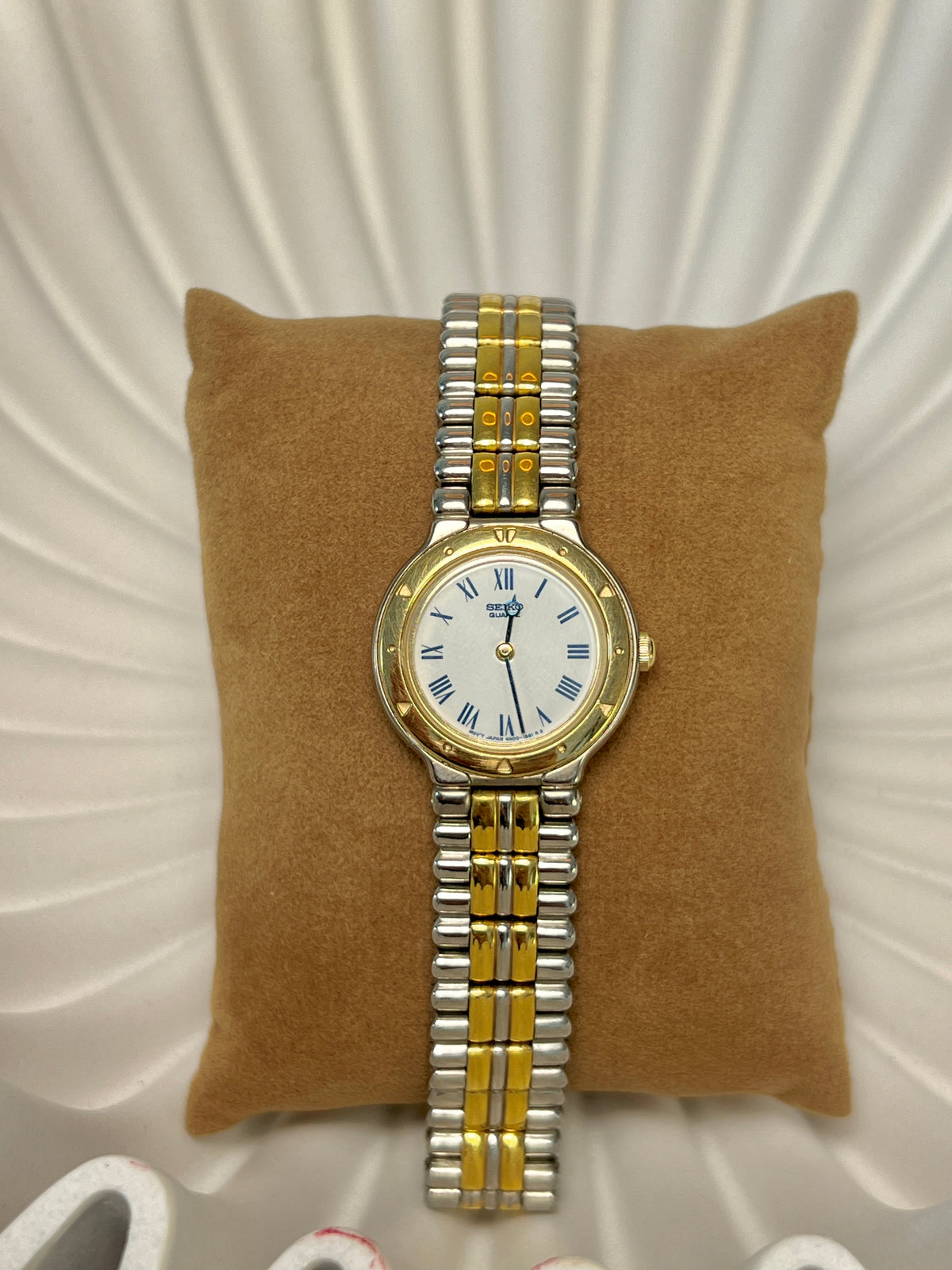Seiko Roman Bezel Two Tone Women’s Watch, front view of a vintage women's watch at Gilded Hour.