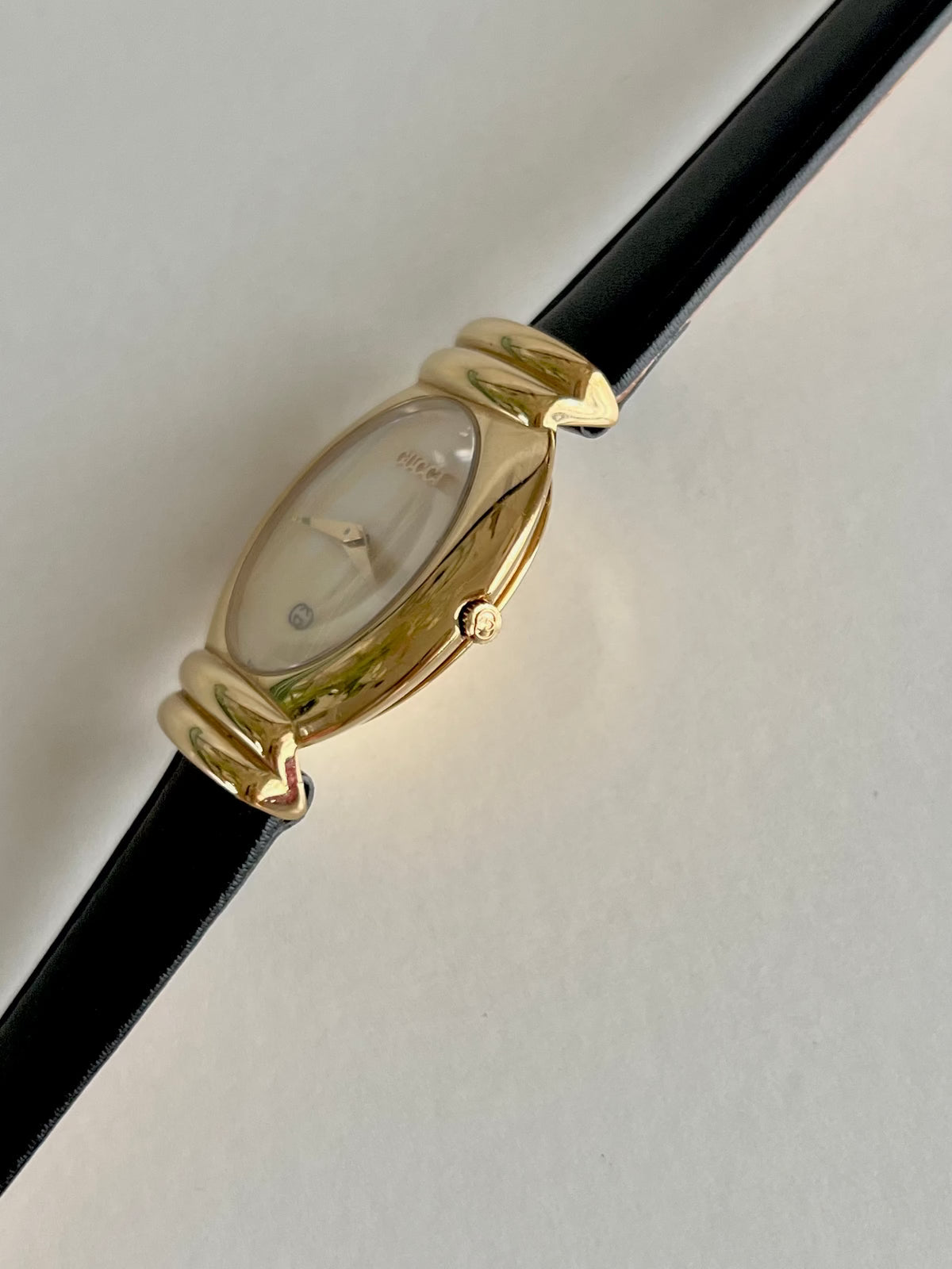 Gucci 5300M Gold Unisex Watch Mother of Pearl Dial, bracelet detail of a vintage women's watch at Gilded Hour.