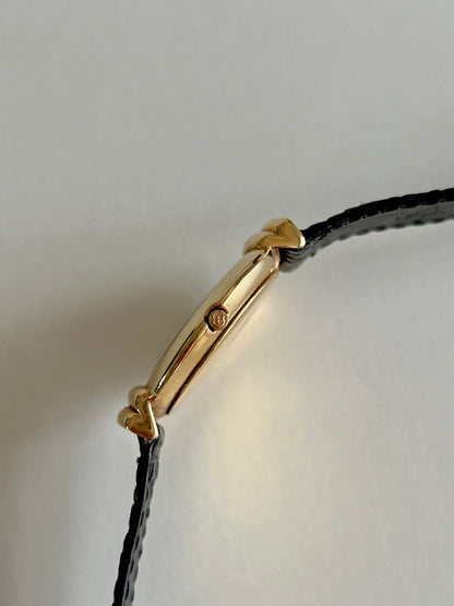 Gucci 5300M Gold Unisex Watch Mother of Pearl Dial