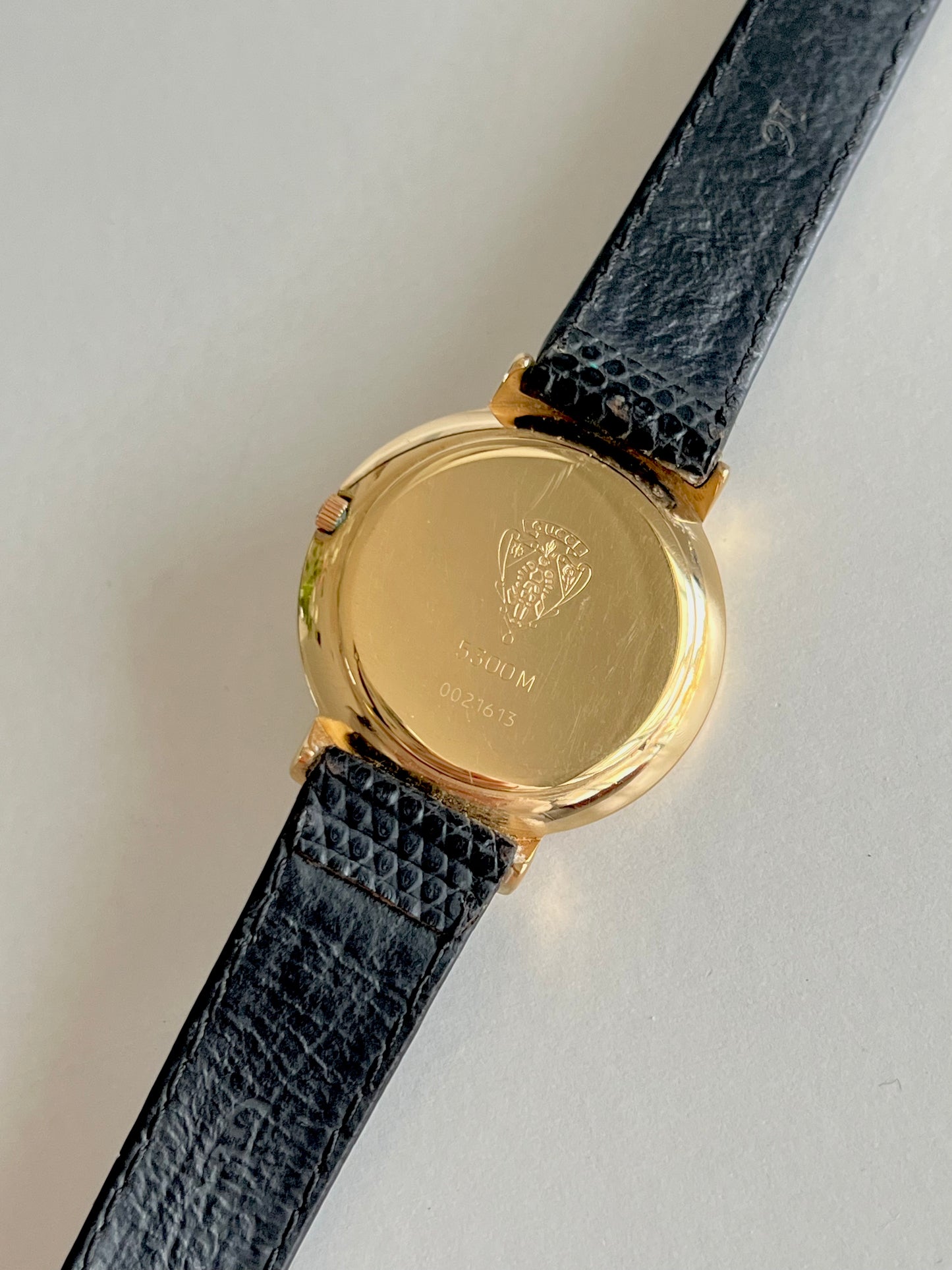 Gucci 5300M Gold Unisex Watch Mother of Pearl Dial