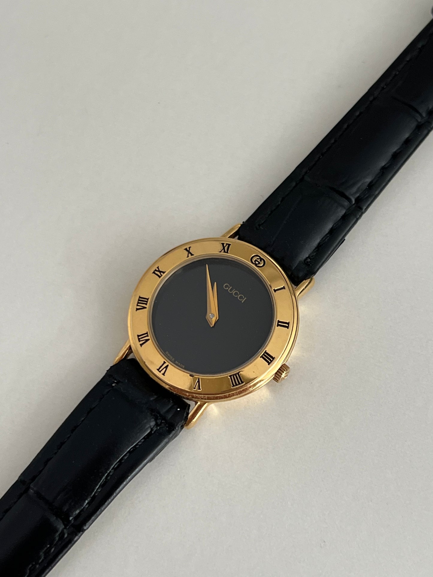 Gucci Roman Bezel Black Dial Women’s Watch