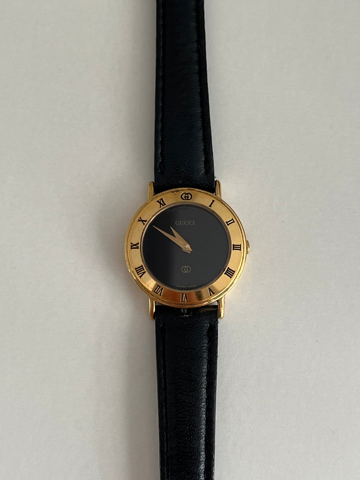Gucci Roman Bezel Black Dial Women’s Watch (2)