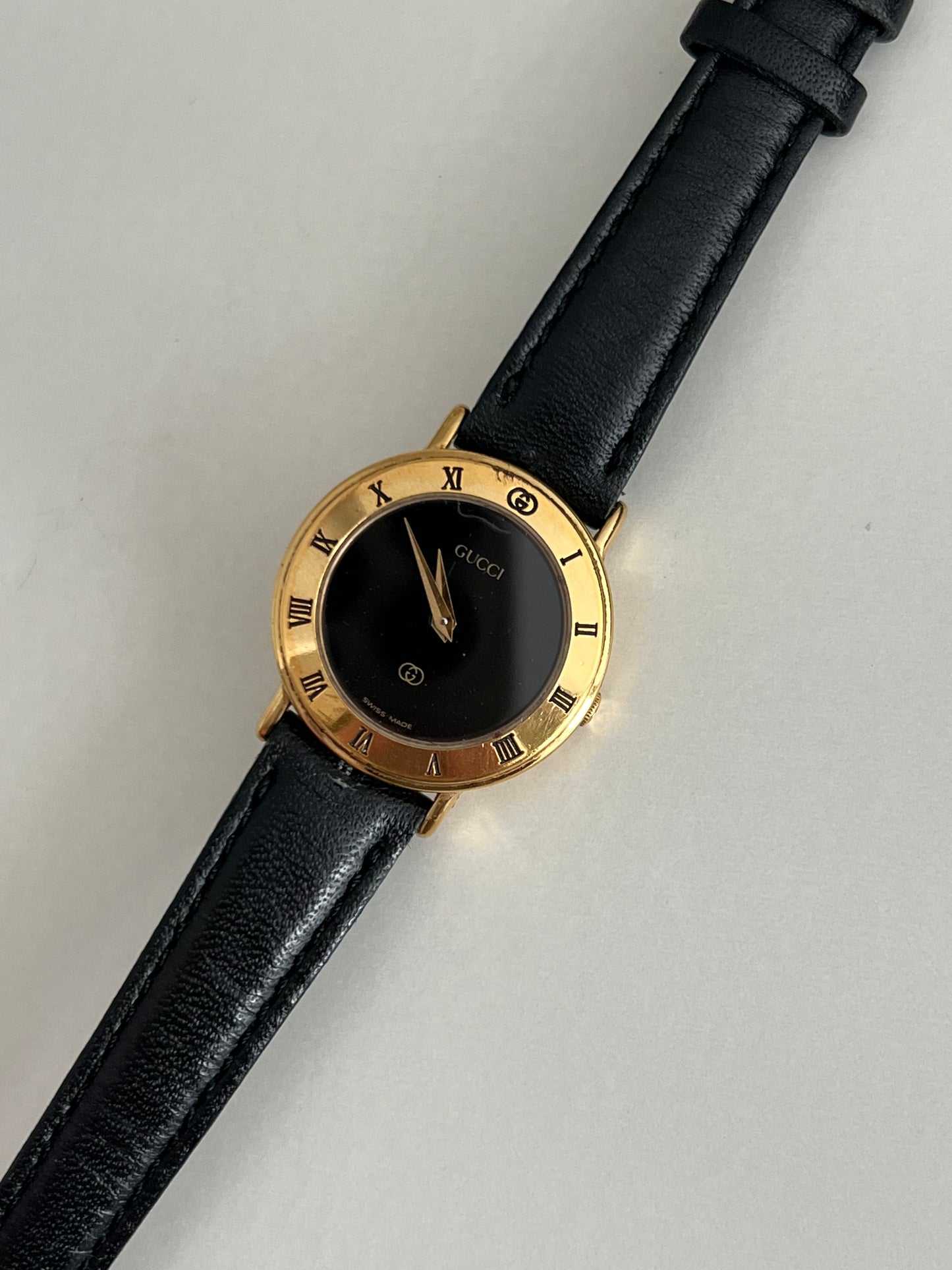 Gucci Roman Bezel Black Dial Women’s Watch (2)