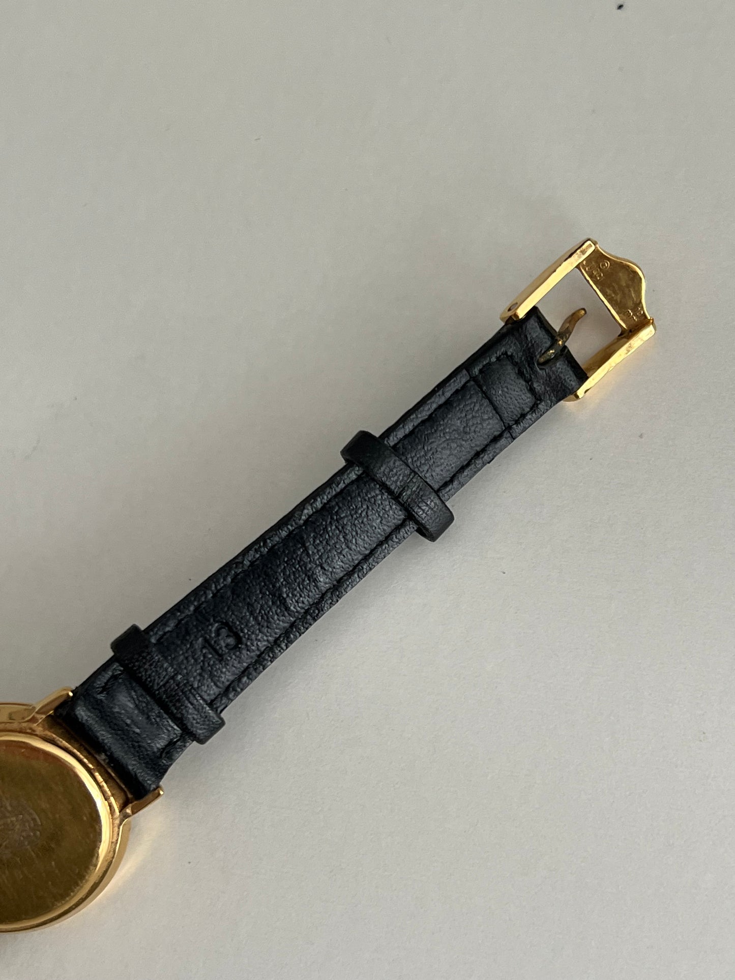 Gucci Roman Bezel Black Dial Women’s Watch (2)