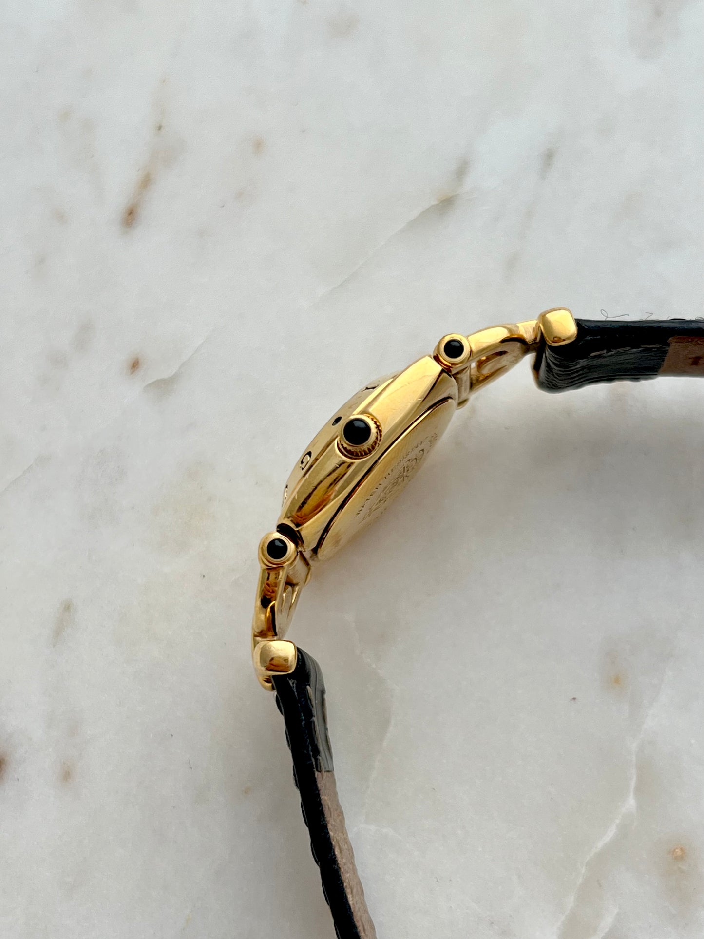 Gucci Gold Horsebit Women's Watch Black Dial 6300L
