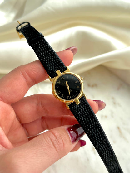 Gucci Black Dial Roman Womens Watch