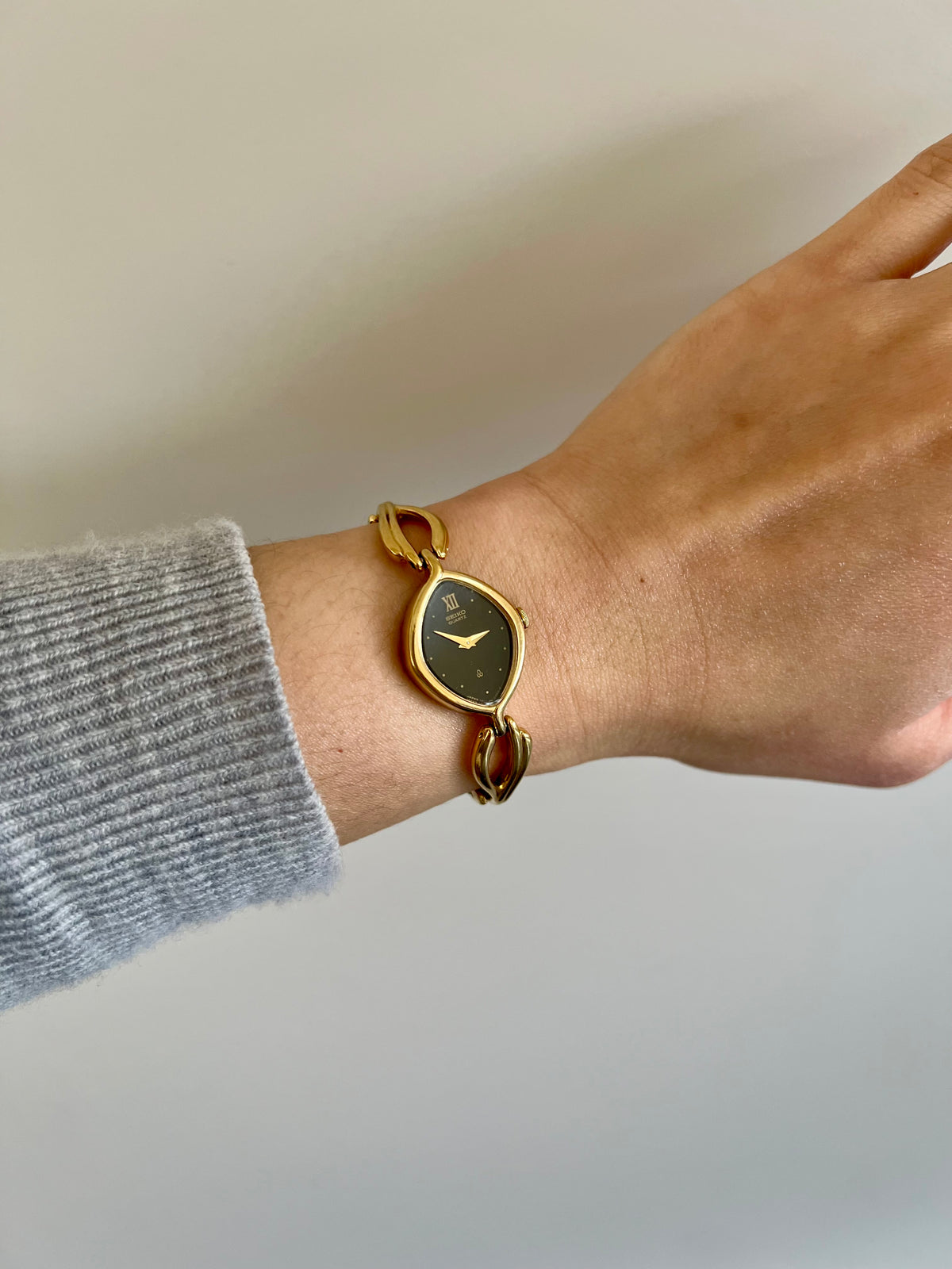 Seiko Black Dial Leaf Bracelet Women’s Watch, dial close up of a vintage women's watch at Gilded Hour.