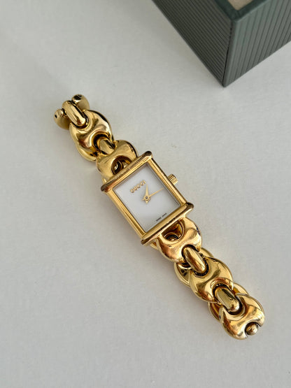 Gucci 1800L Gold Bracelet Watch Set With Interchangeable Straps