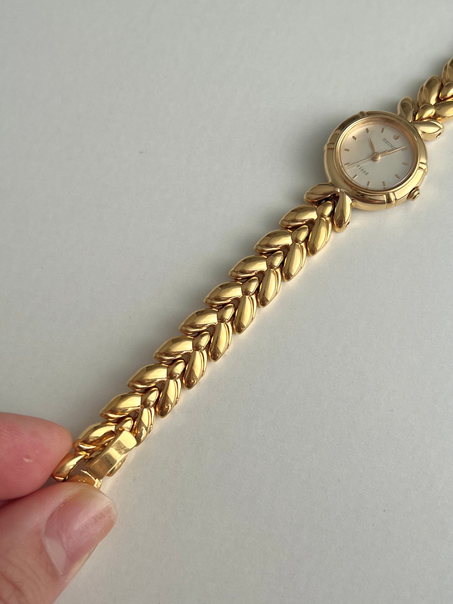 Seiko Tisse Mother of Pearl Leaf Bracelet Women’s Watch