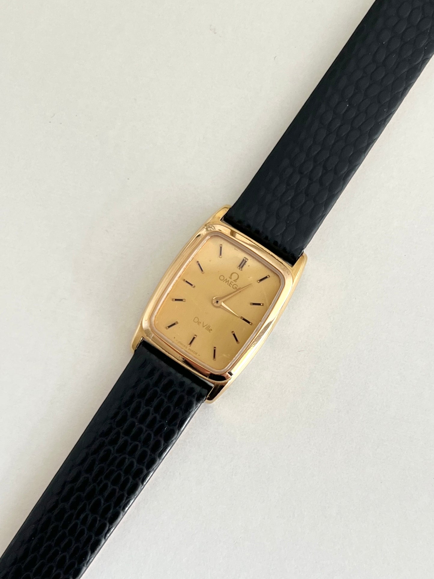 Omega De Ville Gold Soft Rectangular Women's Watch