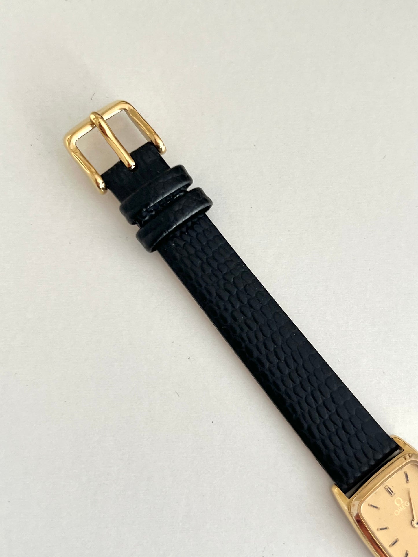 Omega De Ville Gold Soft Rectangular Women's Watch
