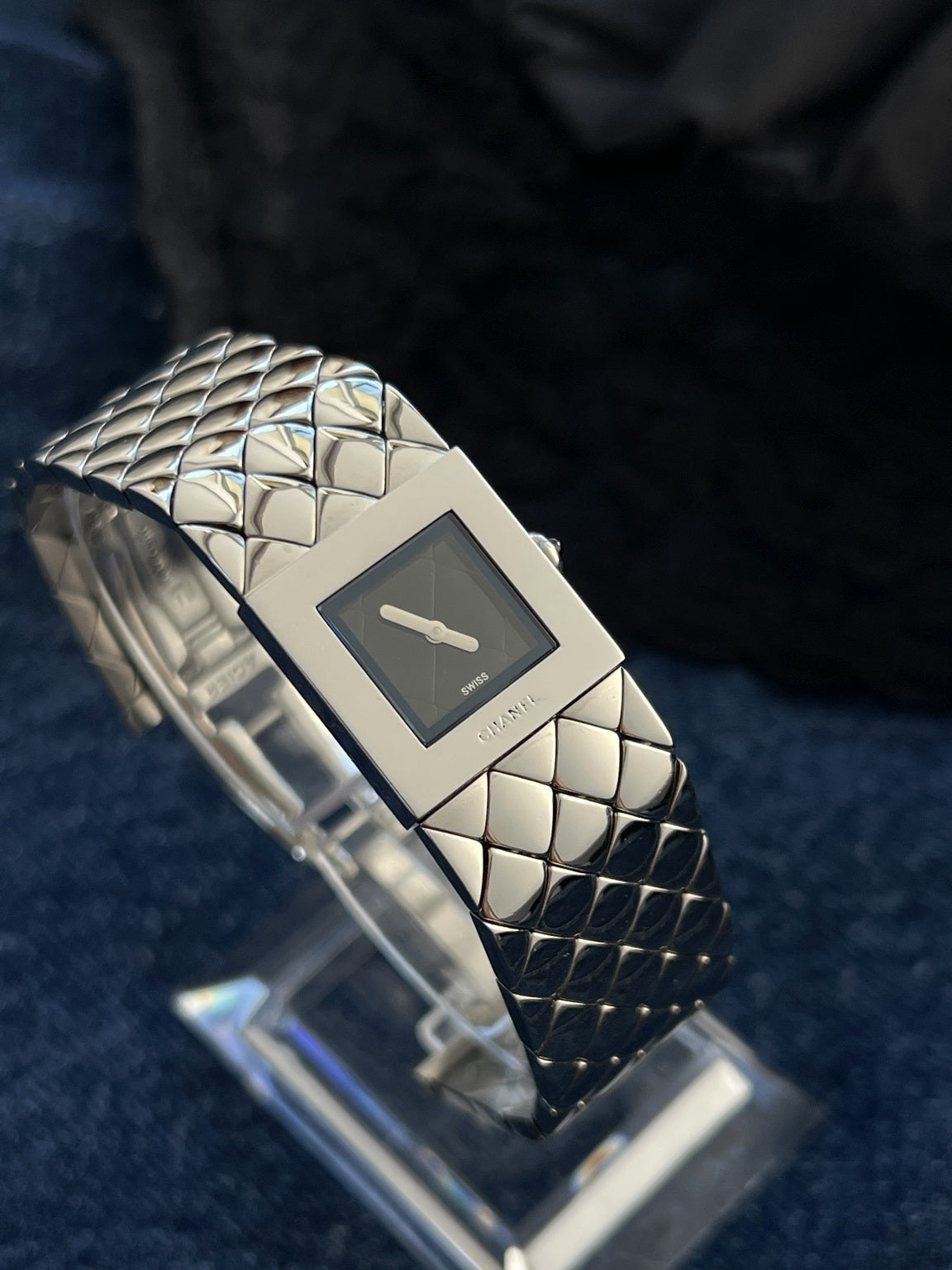 Chanel Matelassé women's watch with a black quilted dial, square steel case and polished quilted bracelet