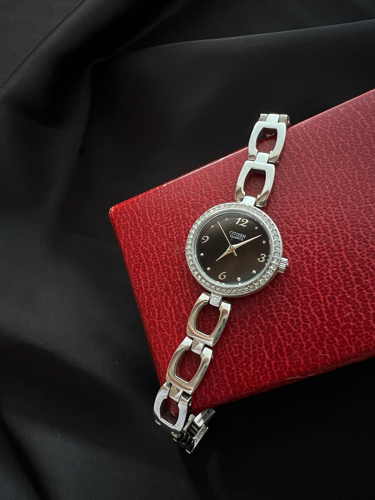 Citizen Black Dial Crystal Bezel Women’s Watch featuring black dial and steel bracelet; vintage watch product image 3.