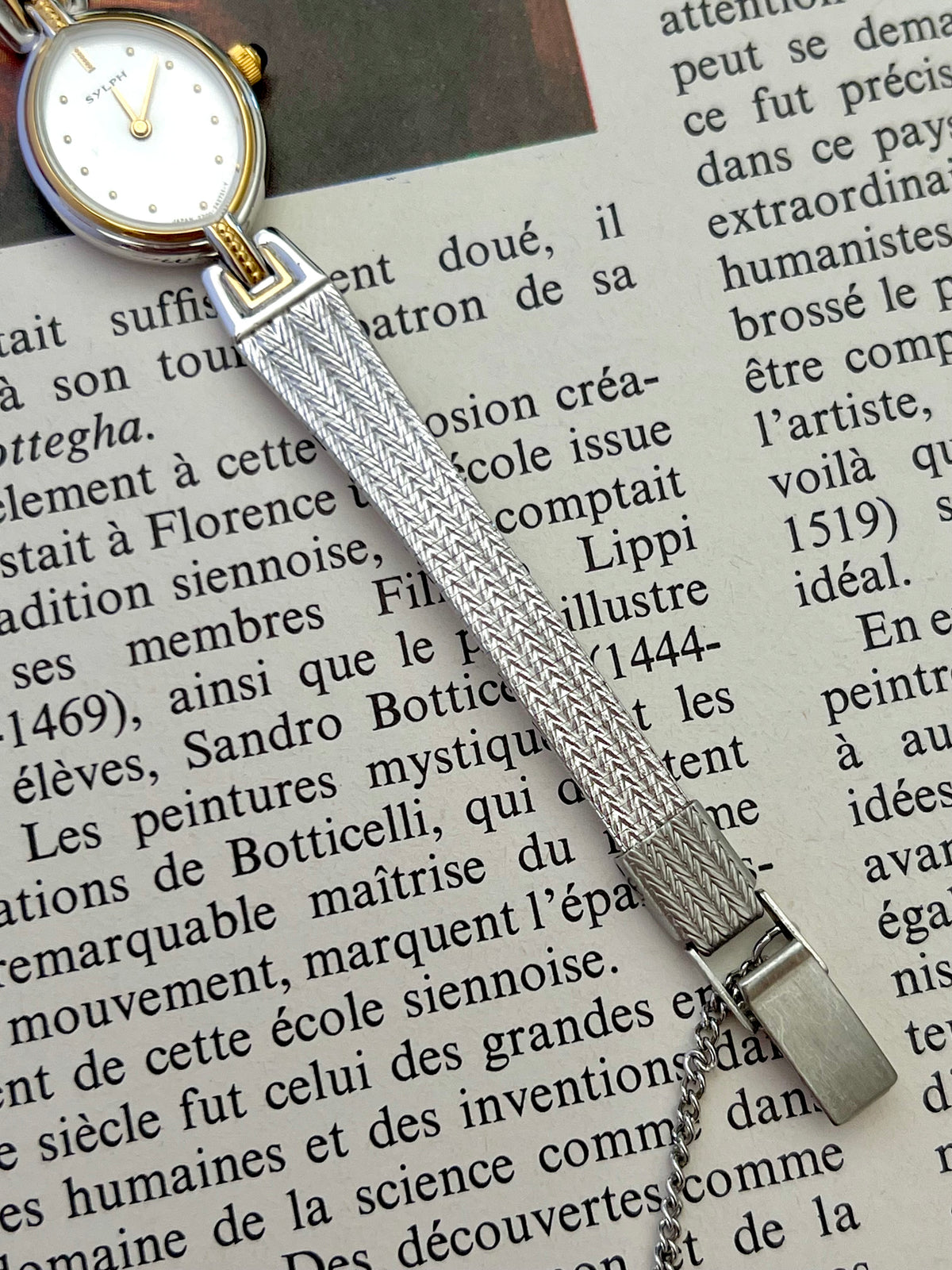 Detail of the Citizen Sylph two-tone chevron herringbone bracelet.