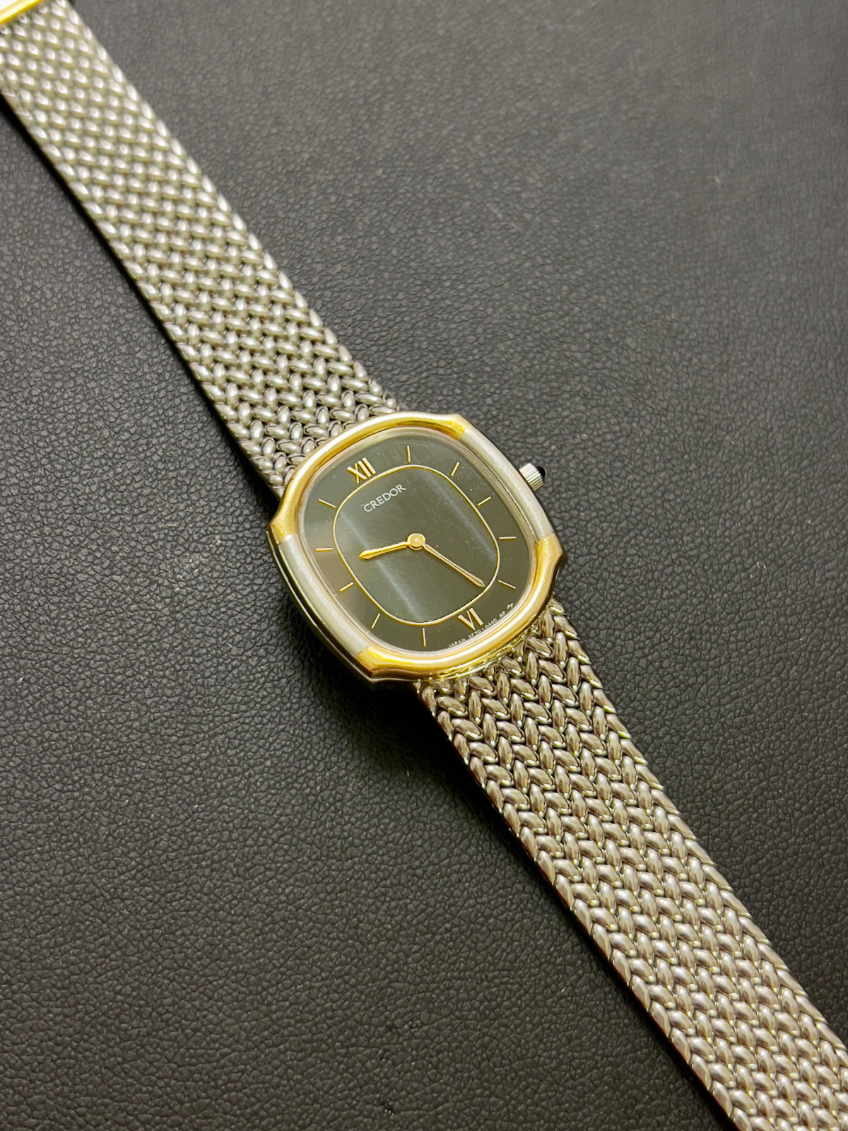 Credor Black Dancing Dial Mesh Bracelet Women's Watch — product photograph 2