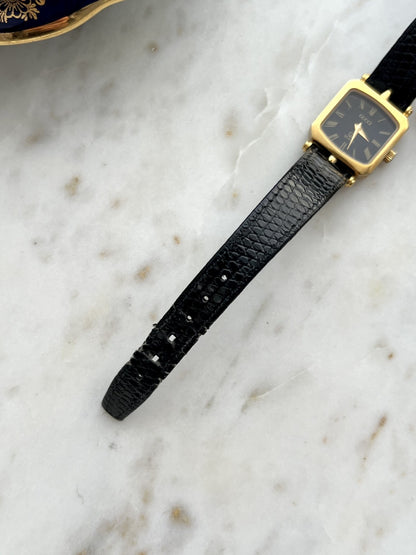 Gucci Sherry square watch black textured leather strap and adjustment holes