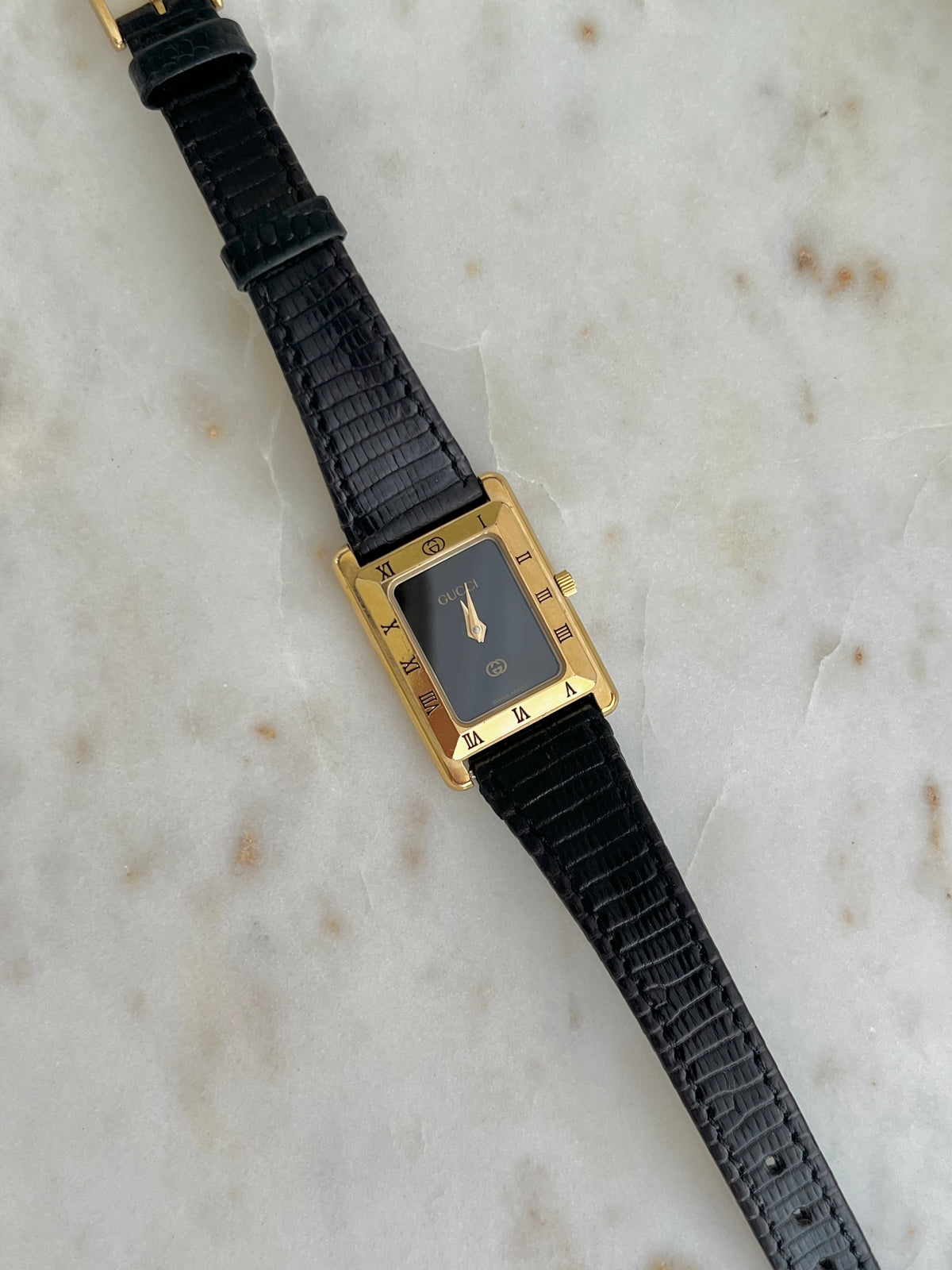 Gucci Tank Roman bezel rectangular watch, view 4.