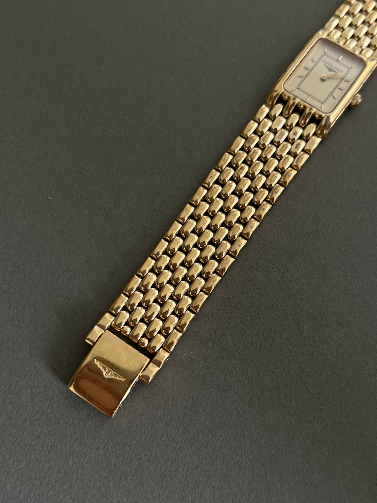 Longines Flagship Gold Tank Bracelet watch — clasp detail