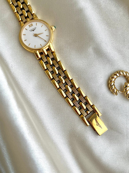 Longines Green Stone Crown Gold Bracelet watch L6.205.2: close view of the dial and case.