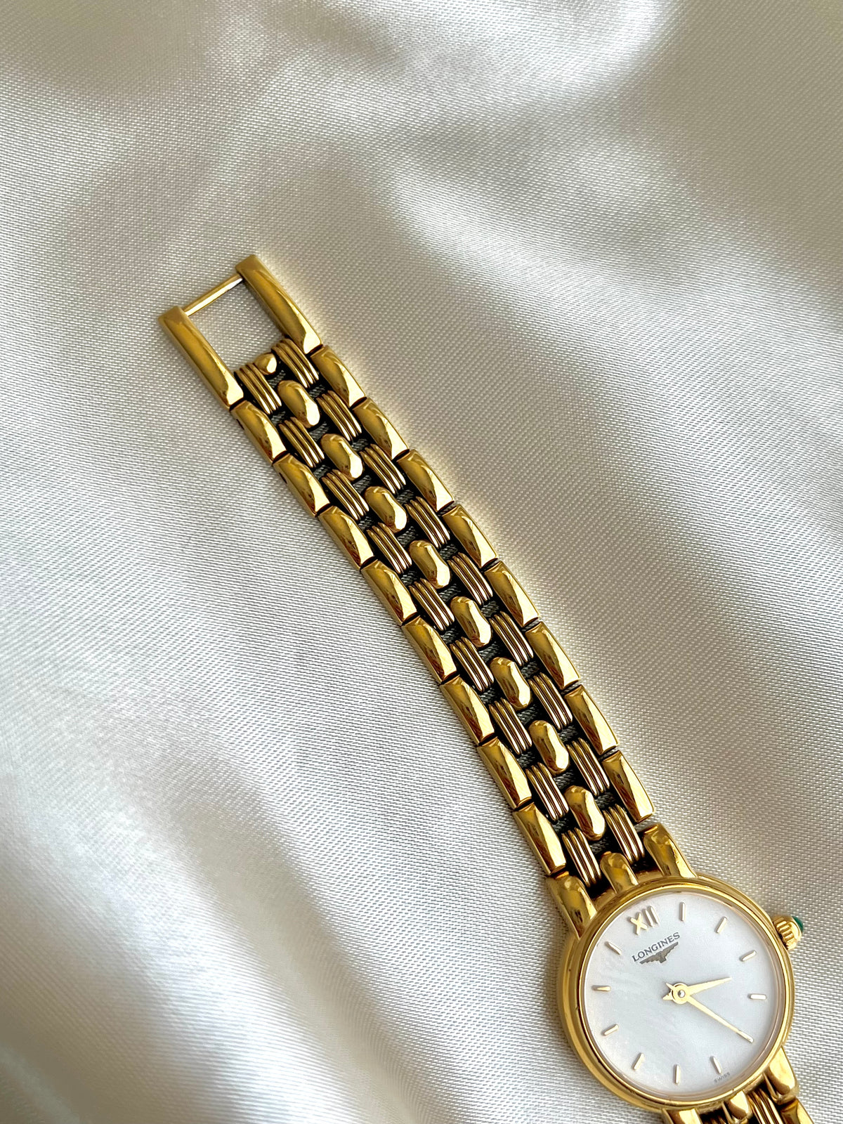 Longines Green Stone Crown Gold Bracelet watch L6.205.2: full front view of the watch.