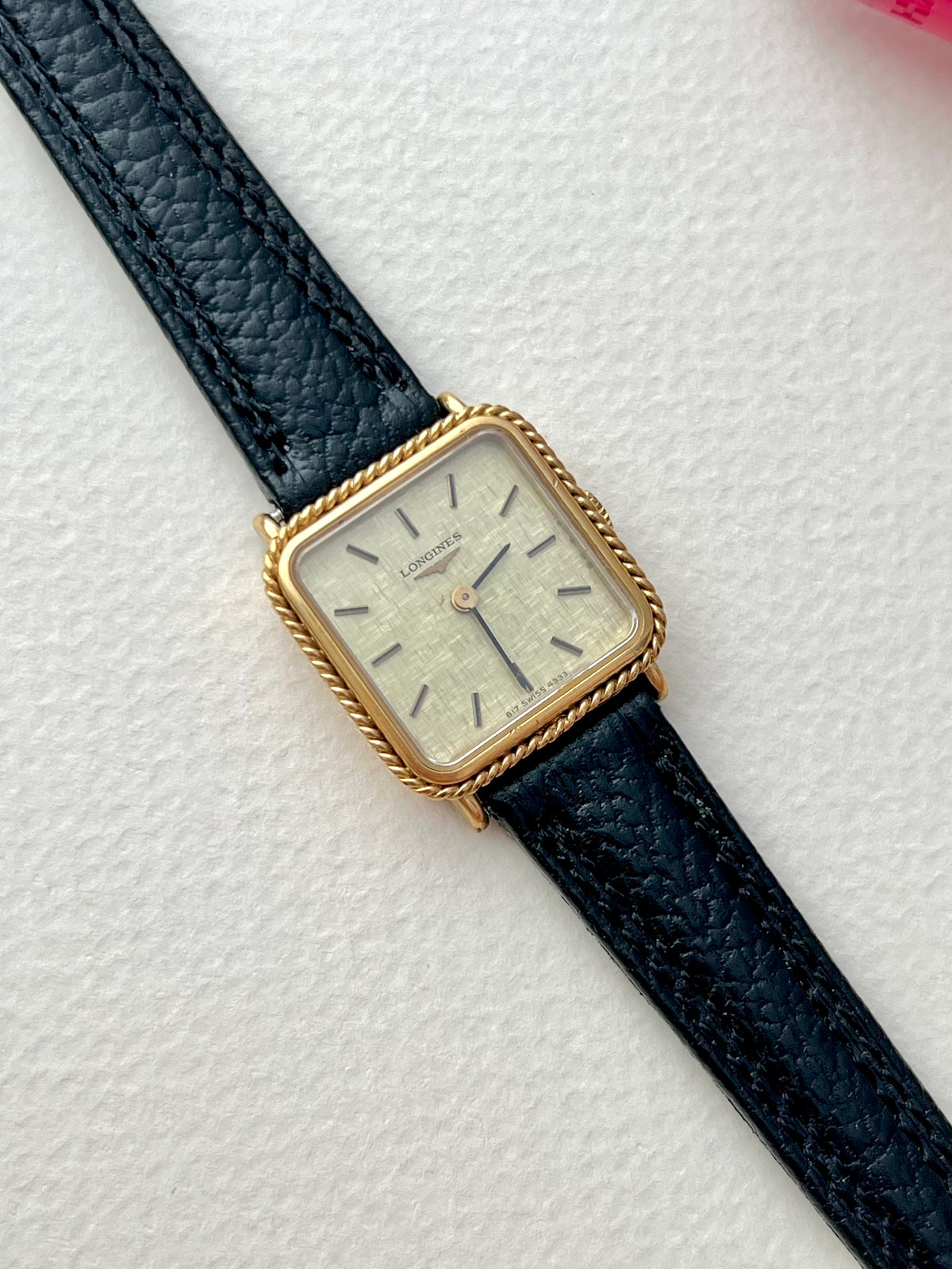 Longines Rope Bezel Linen Dial Leather watch 4333.817: close view of the dial and case.