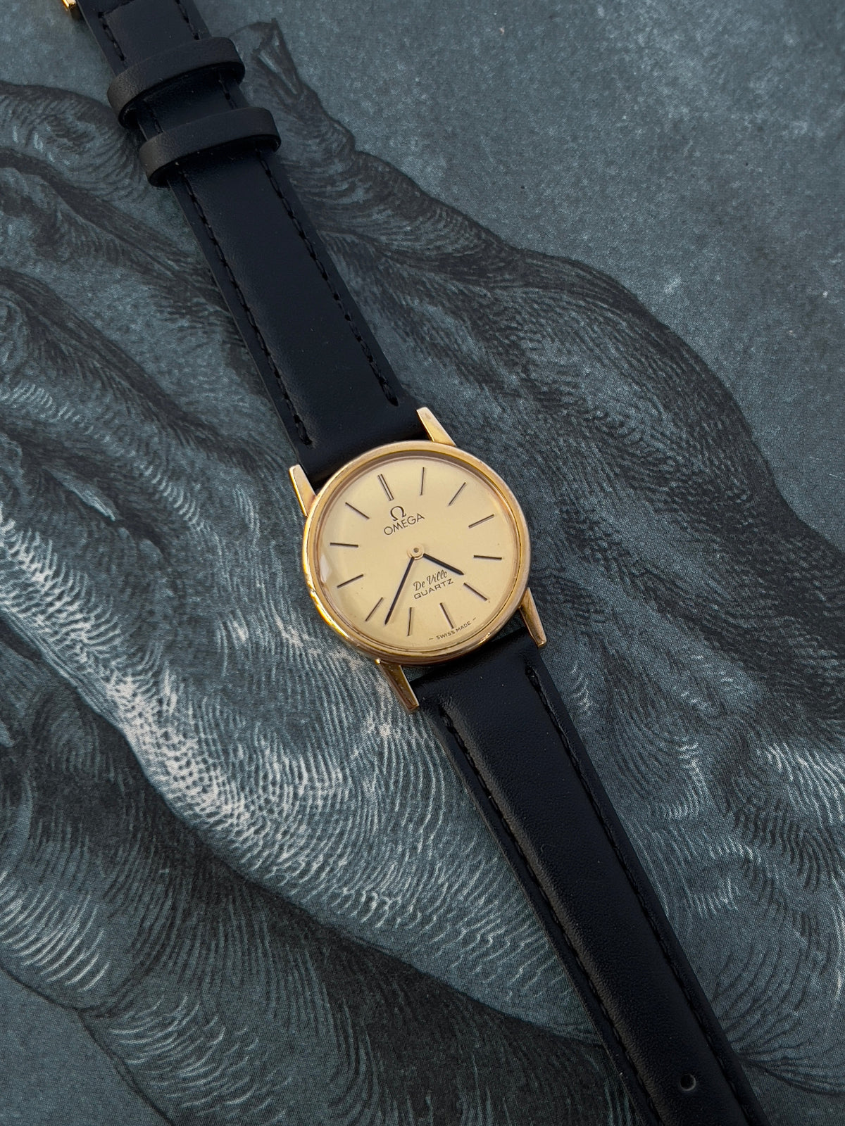 Omega Round Gold Toned Woman's Watch, product photograph 2.