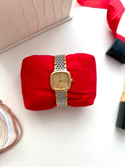 Omega De Ville Cushion Case Women's Watch "Ile de France" Collection, view 5.