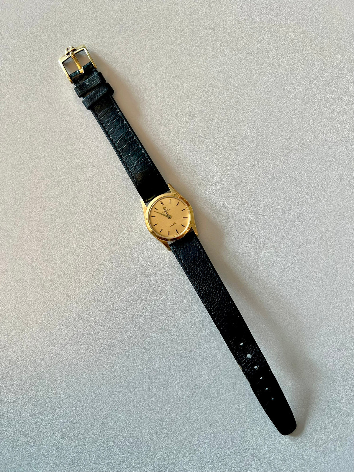omega de ville gold round watch watch, view 3.