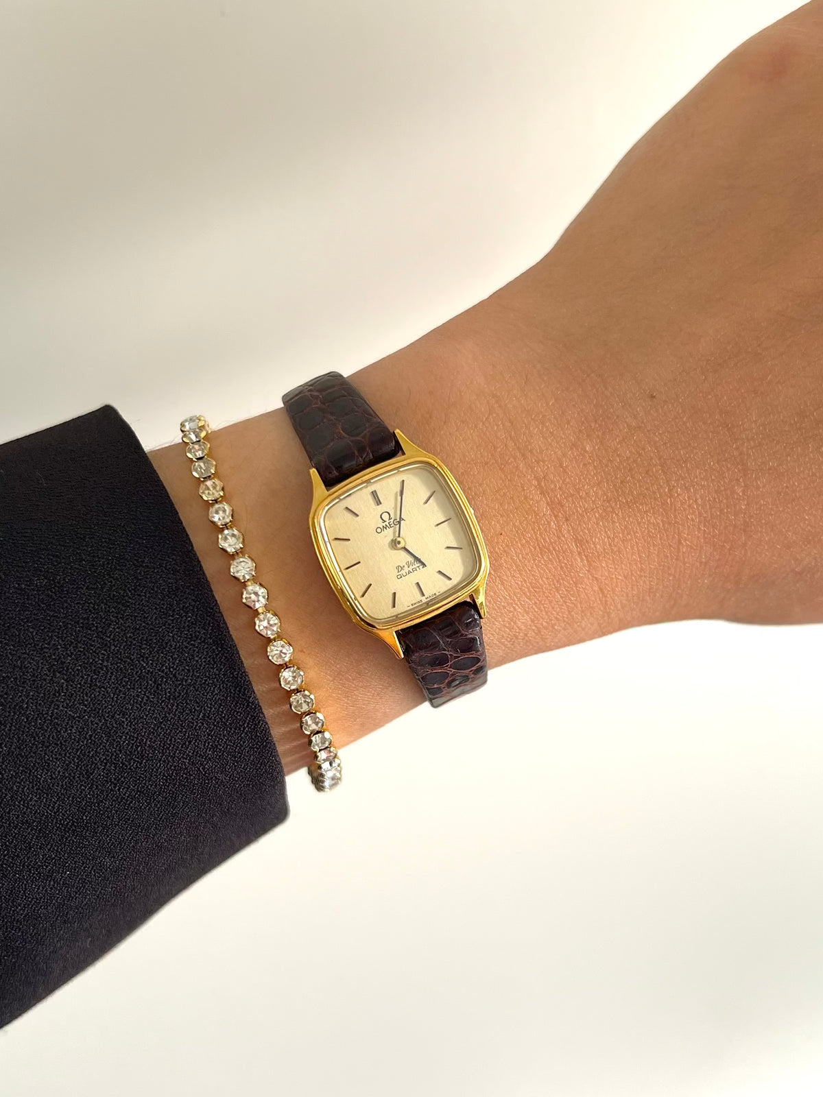 Omega De Ville Square Cushion Case Women's Watch, product view 2.