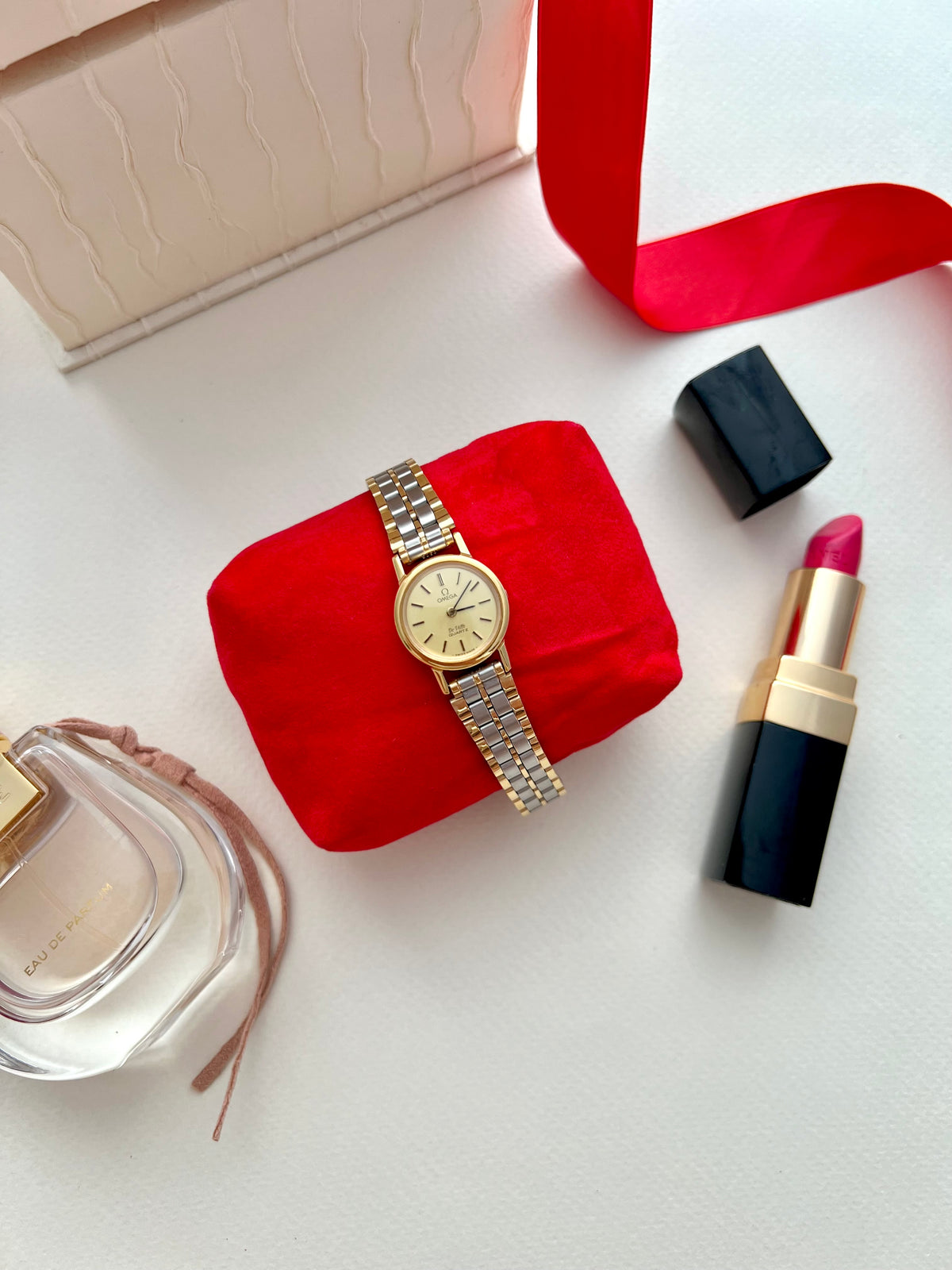 Omega De Ville Women's Watch with Two Tone Bracelet, view 4.
