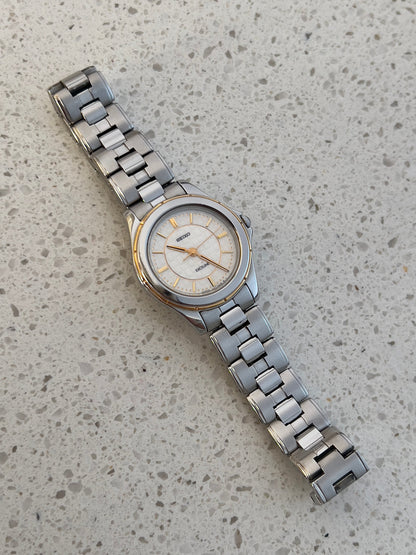Seiko Exceline Women's Watch with a Tatami Woven Textured Dial, vintage women's watch product photo 3 of 7.