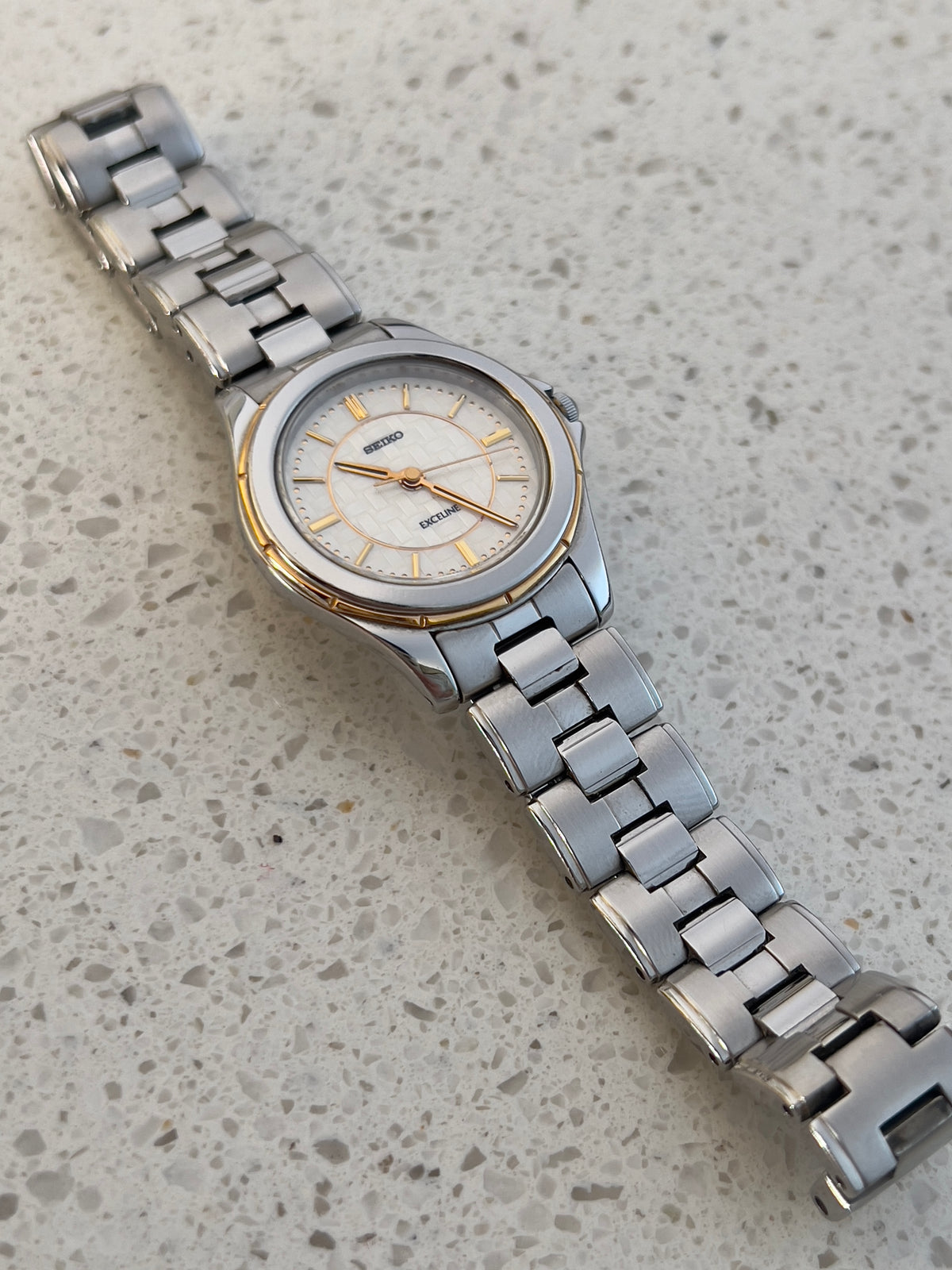 Seiko Exceline Women's Watch with a Tatami Woven Textured Dial, vintage women's watch product photo 5 of 7.