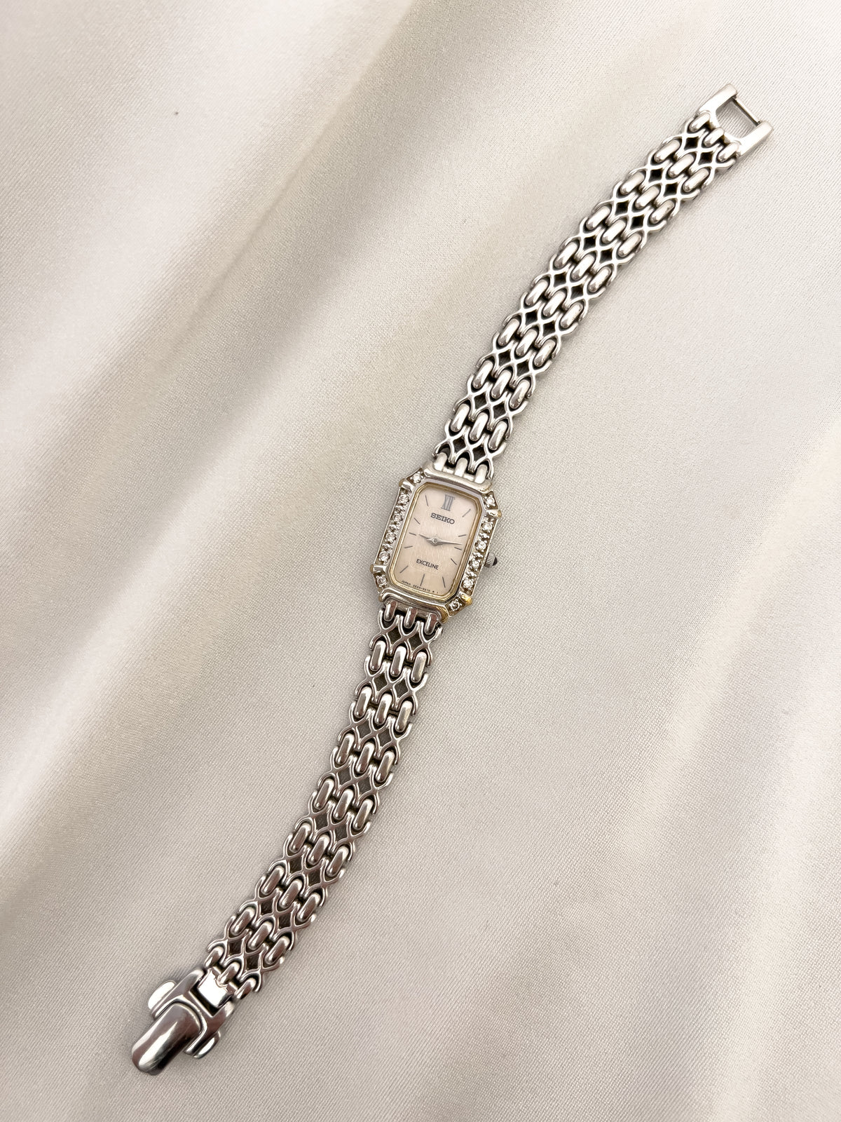 Seiko Exceline diamond ladies’ watch with mother-of-pearl dial and textured bracelet