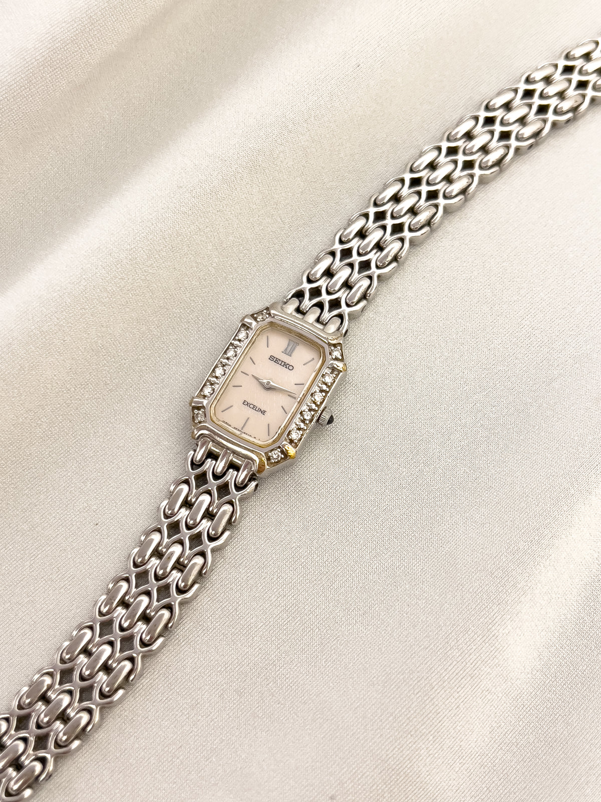 Seiko Exceline diamond ladies’ watch with mother-of-pearl dial and textured bracelet