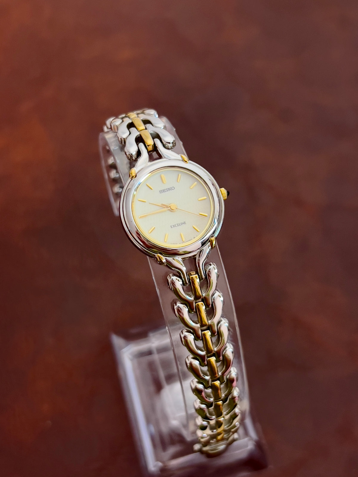 Seiko Exceline Claw Case Two Tone Watch, product photograph 2.