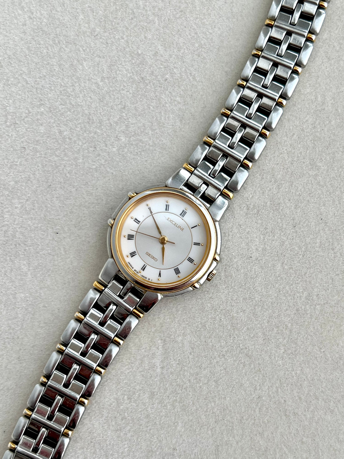 Seiko Exceline Two Toned Watch, case profile of a vintage women's watch at Gilded Hour.