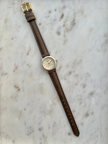 Seiko Exceline two tone round patterned dial watch, view 4.
