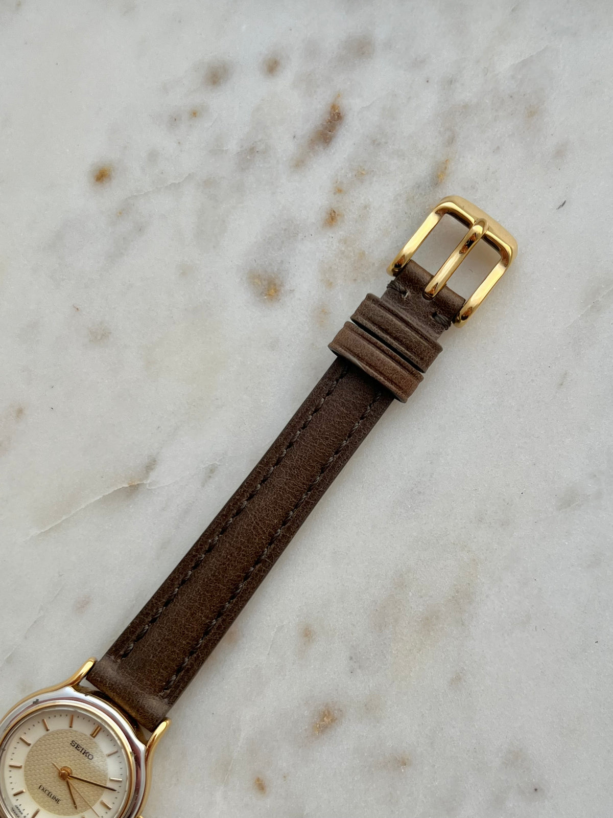 Seiko Exceline two tone round patterned dial watch, view 6.