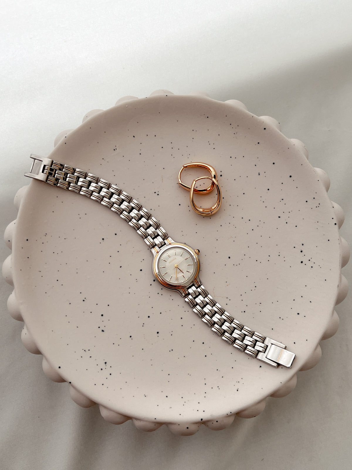 Seiko Exceline Diamond Dust Dial Watch 3F31-0040, product photograph 2.