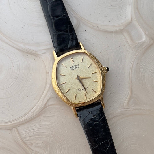 Seiko Exceline Textured Tonneau Case & Stardust Dial, box set of a vintage women's watch at Gilded Hour.