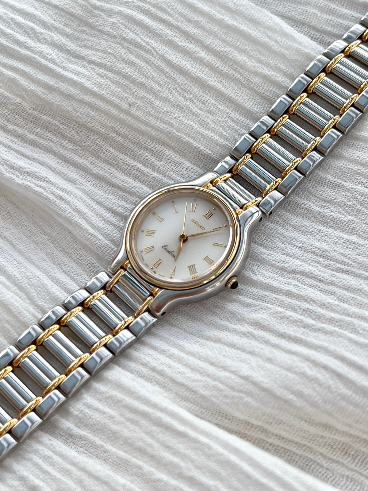 Seiko Exceline White Roman Dial Two Tone Women's Watch | Product photograph 4