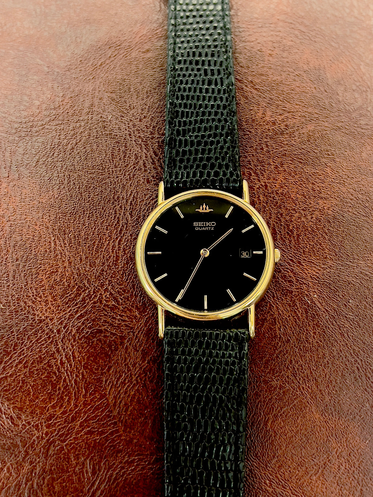 Seiko Galaxy Oversized Women's Watch featuring black dial and leather strap; vintage watch product image 2.
