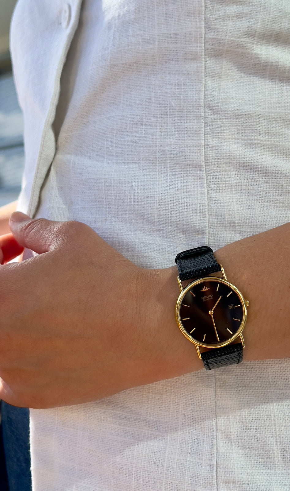 Seiko Galaxy Oversized Women's Watch featuring black dial and leather strap; vintage watch product image 6.