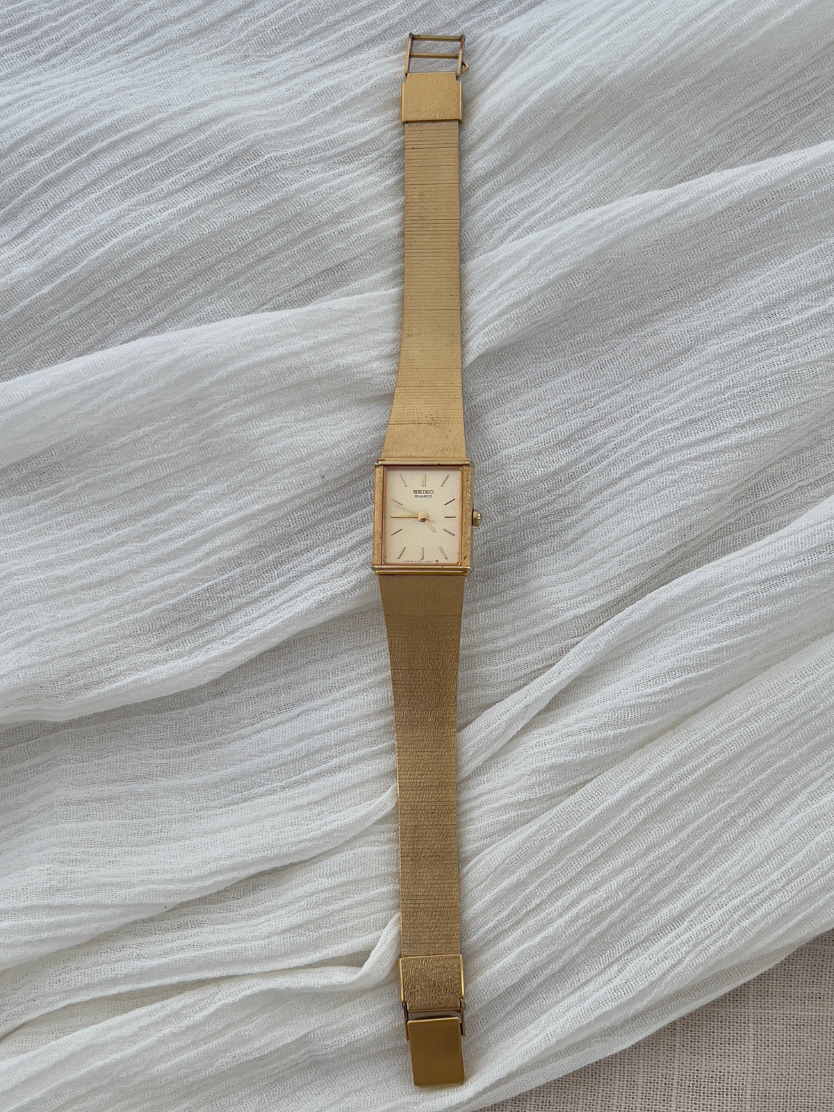 Seiko Gold Tone Tank Brushed Bracelet Women's Watch | Product photograph 3