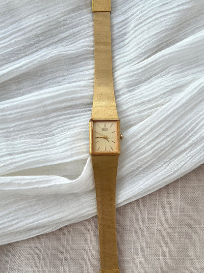 Seiko Gold Tone Tank Brushed Bracelet Women's Watch | Product photograph 4
