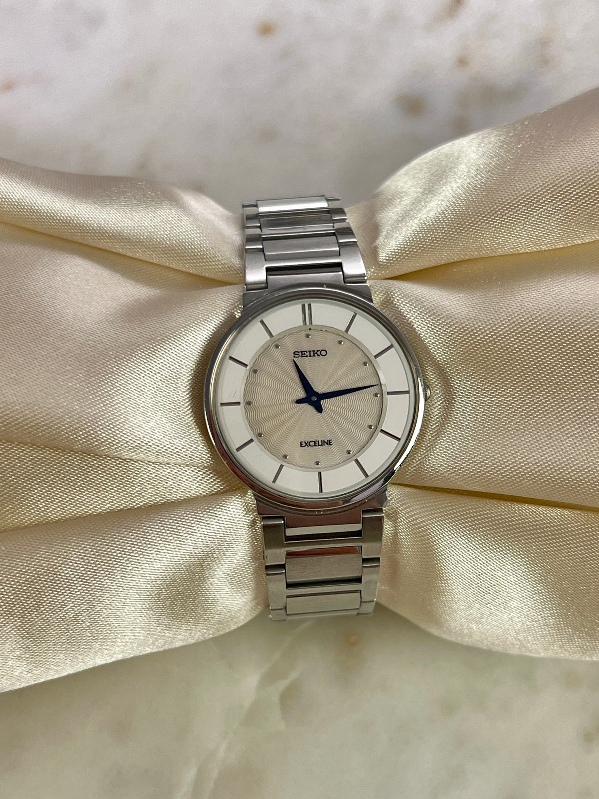 Seiko Exceline White Patterned Dial Silver Women's Watch — product photograph 3, Gilded Hour NZ.